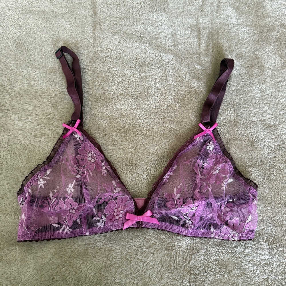 Elegant Lace Bralette in Purple and Pink Size S